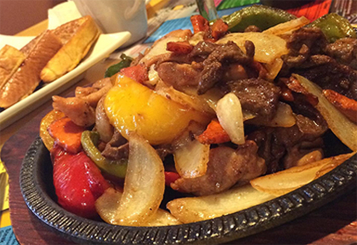 Pineapple Cafe & Mexican Grill in Oak Creek, WI at Restaurant.com