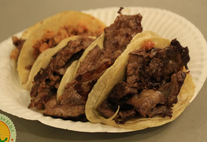 Tacos Como En El D.F. Taco Truck in Los Angeles, CA at Restaurant.com