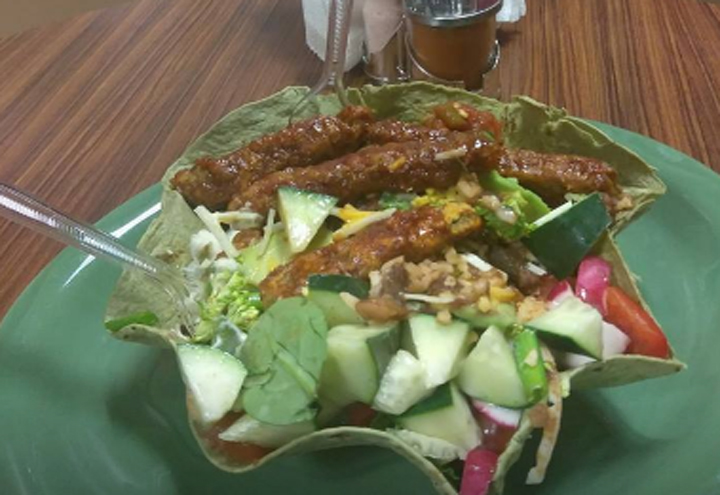Veggininis Paradise Cafe in Detroit, MI at Restaurant.com
