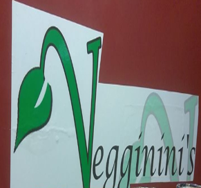 Veggininis Paradise Cafe