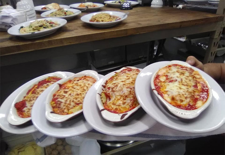 Morina's Italian Restaurant Of Poplar Bluff in Poplar Bluff, MO at Restaurant.com