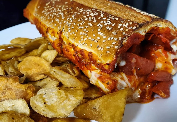 225 Warren Bar & Grill Photo