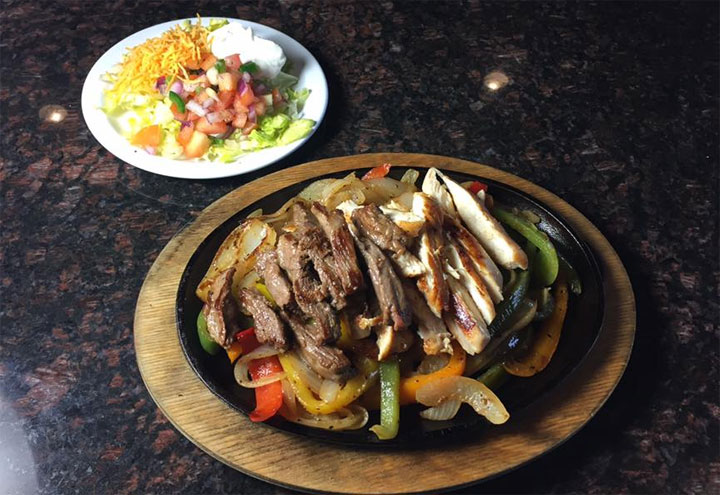 Hoppy's Harbor Grill at Fate Sanders Marina in Mount Juliet, TN at Restaurant.com